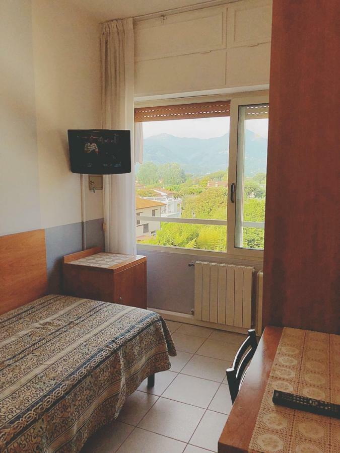 Hotel Le Ginestre ليدو دي كامايوري المظهر الخارجي الصورة